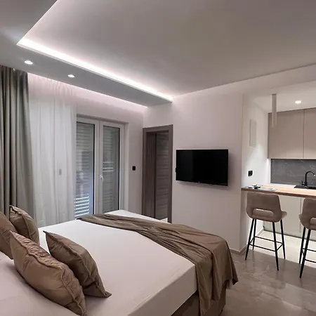 アパートメント　アドリアティック　ブルー