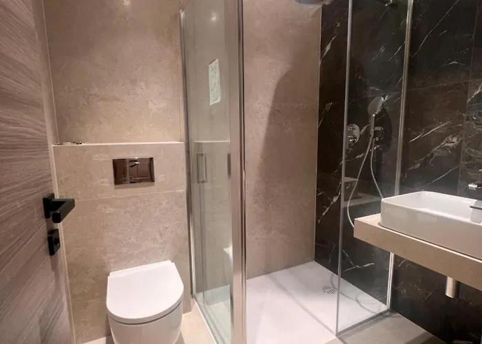 アパート アパートメント　アドリアティック　ブルー *