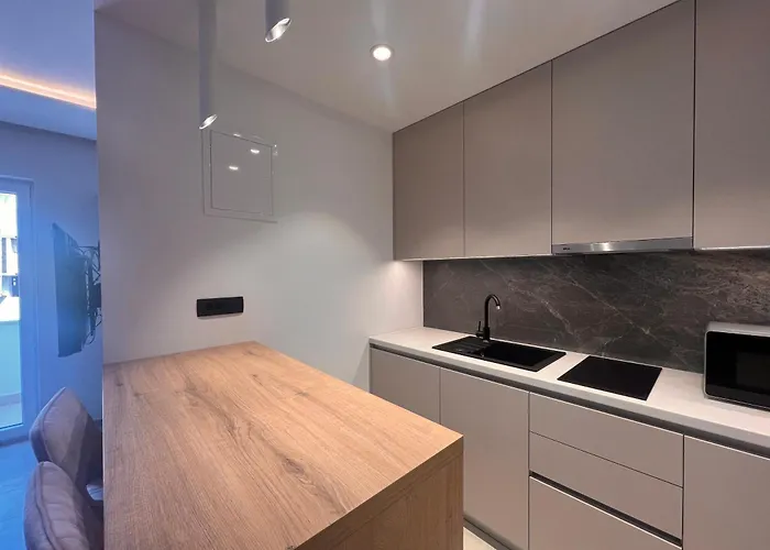 アパート アパートメント　アドリアティック　ブルー *