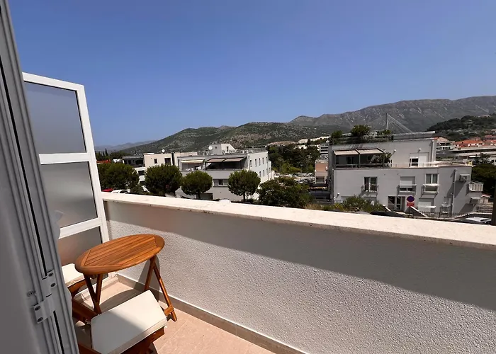 アパートメント　アドリアティック　ブルー