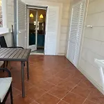 Adriatic Blue Daire